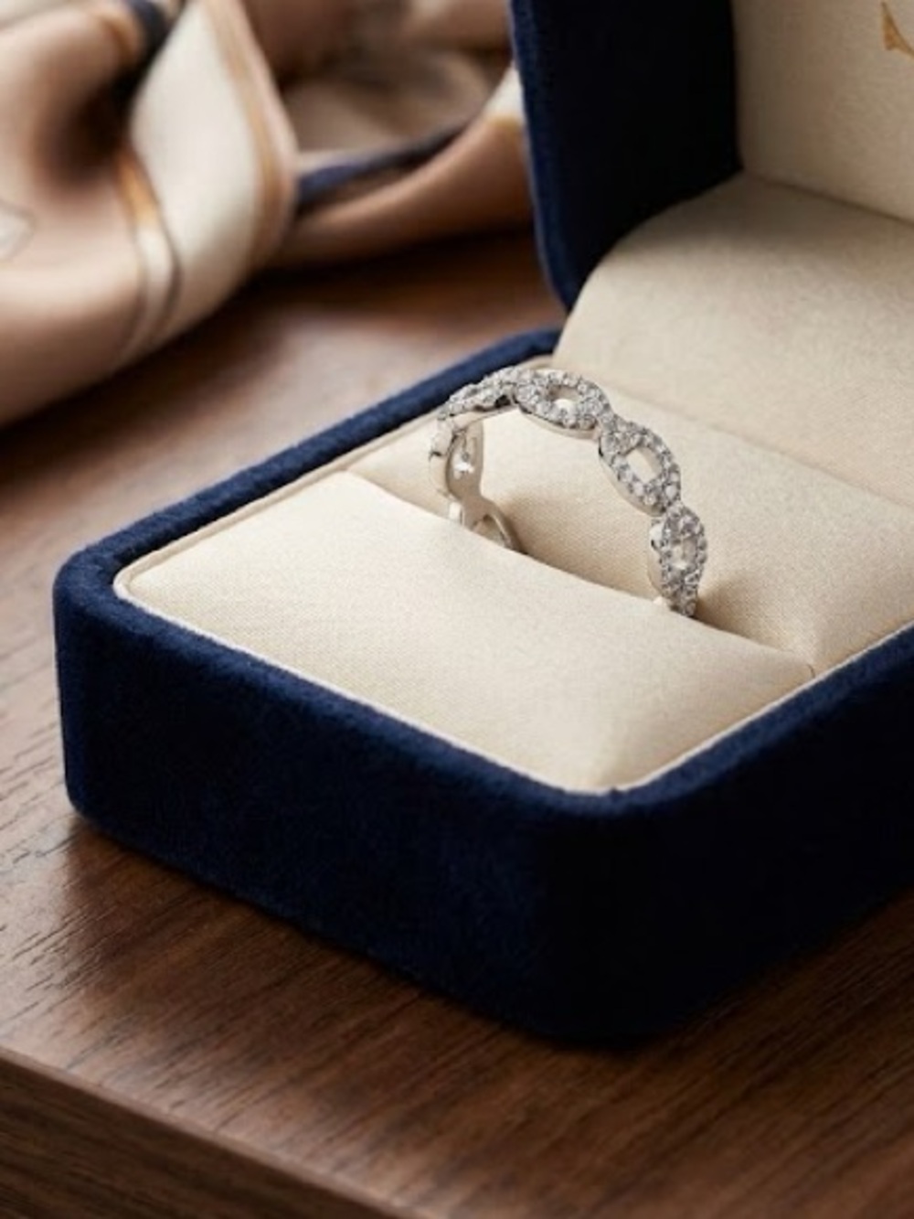 Sterling Silver Pave CZ Chain Link Eternity Band Ring Size 8.5